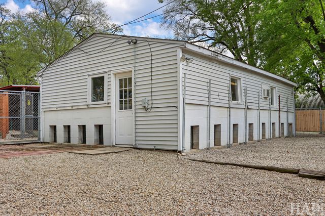 4403 Roberts Road, Island Lake, IL 60042