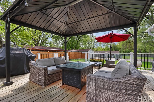 4403 Roberts Road, Island Lake, IL 60042