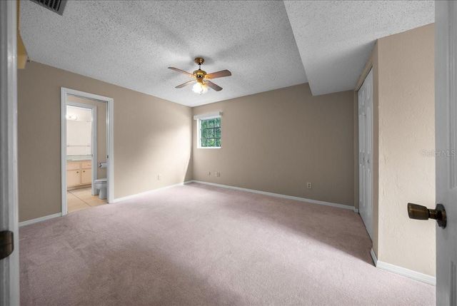 2300 SE 38TH COURT, Ocala, FL 34471