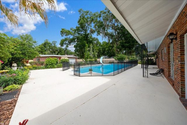 2300 SE 38TH COURT, Ocala, FL 34471