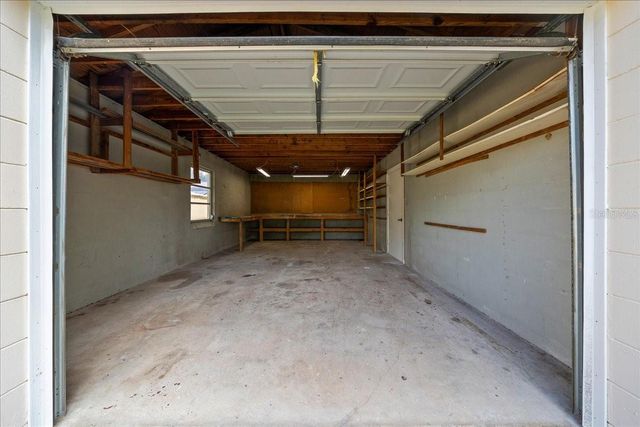 2300 SE 38TH COURT, Ocala, FL 34471