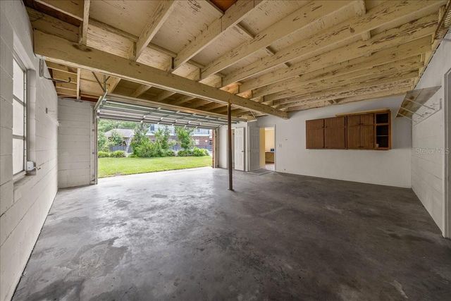 2300 SE 38TH COURT, Ocala, FL 34471