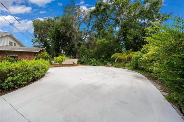 2300 SE 38TH COURT, Ocala, FL 34471