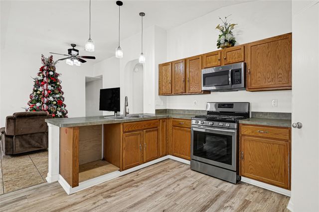 6031 Plantation Forest Drive, Katy, TX 77449