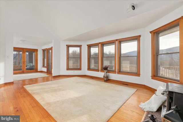 472 WESLEY LN, Bentonville, VA 22610