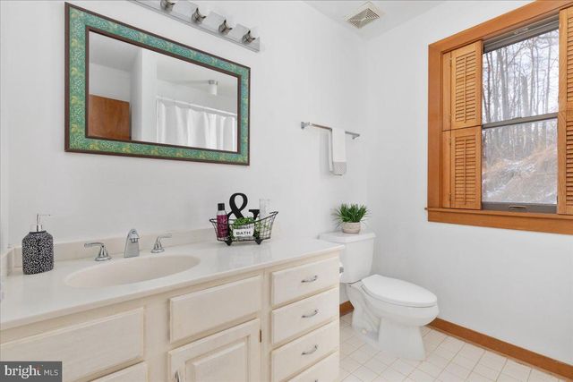 472 WESLEY LN, Bentonville, VA 22610