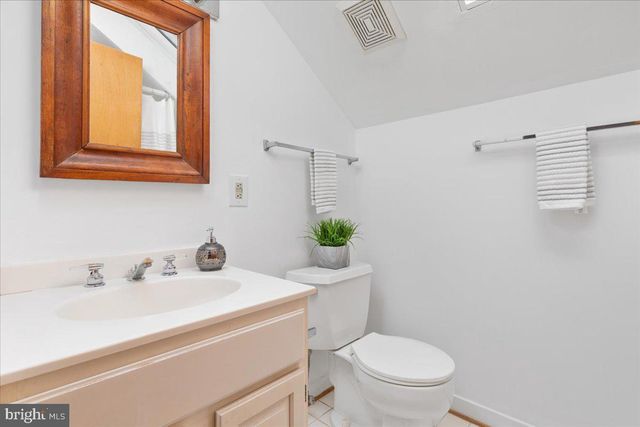 472 WESLEY LN, Bentonville, VA 22610