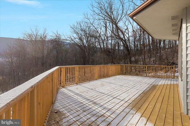 472 WESLEY LN, Bentonville, VA 22610