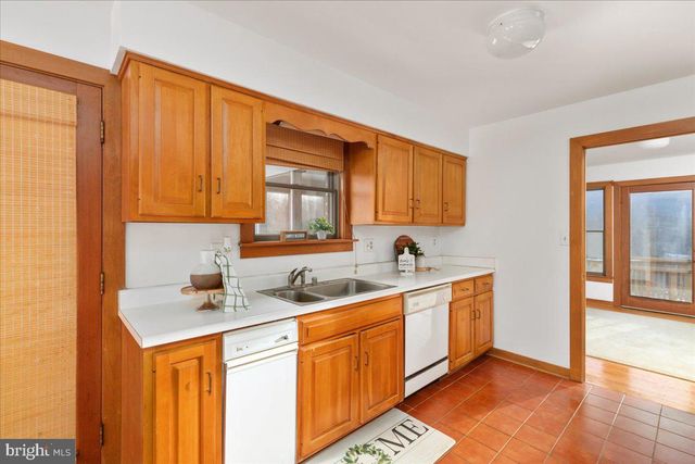 472 WESLEY LN, Bentonville, VA 22610