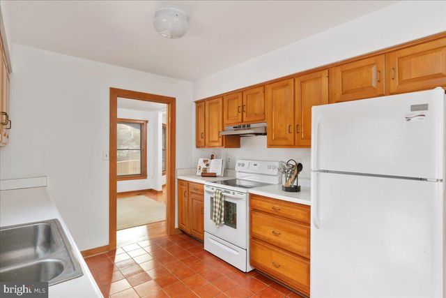 472 WESLEY LN, Bentonville, VA 22610