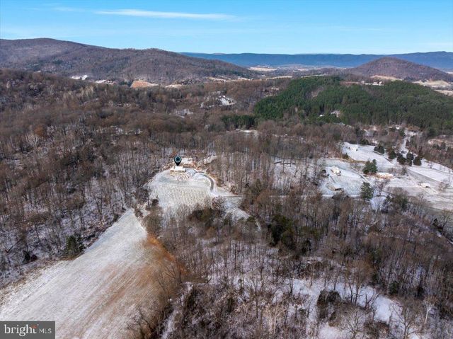 472 WESLEY LN, Bentonville, VA 22610