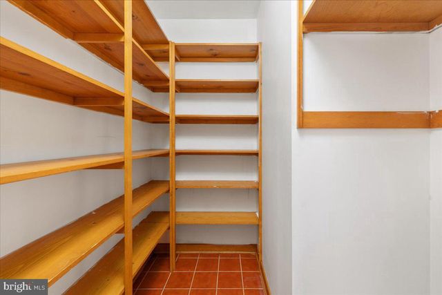 472 WESLEY LN, Bentonville, VA 22610