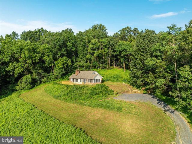 472 WESLEY LN, Bentonville, VA 22610