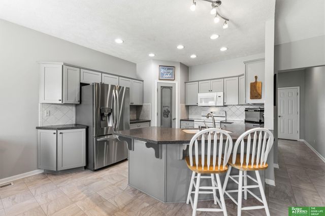 17310 Micky Drive, Bellevue, NE 68123