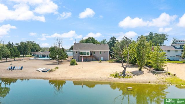 17310 Micky Drive, Bellevue, NE 68123
