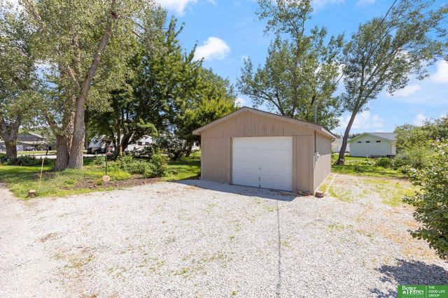 17310 Micky Drive, Bellevue, NE 68123