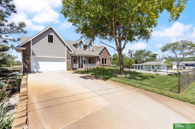17310 Micky Drive, Bellevue, NE 68123