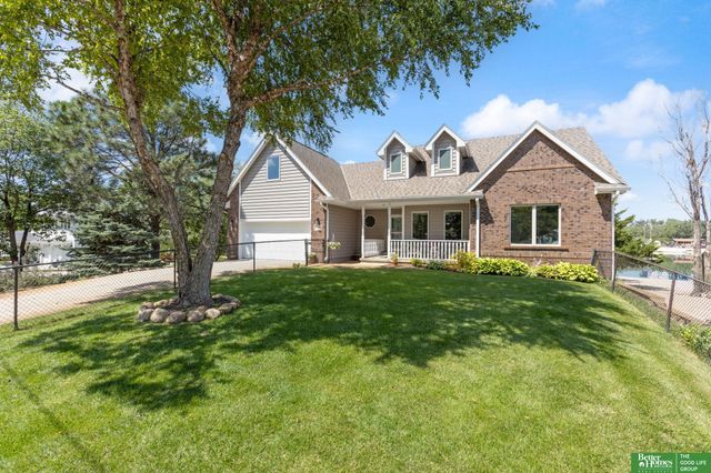 17310 Micky Drive, Bellevue, NE 68123