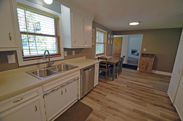 455 ALPINE DRIVE, Green Bay, WI 54302
