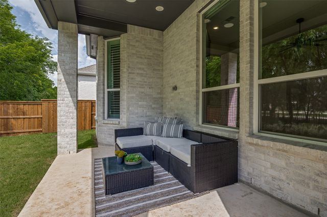1823 Bell Court, Van Alstyne, TX 75495