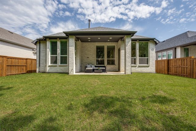 1823 Bell Court, Van Alstyne, TX 75495