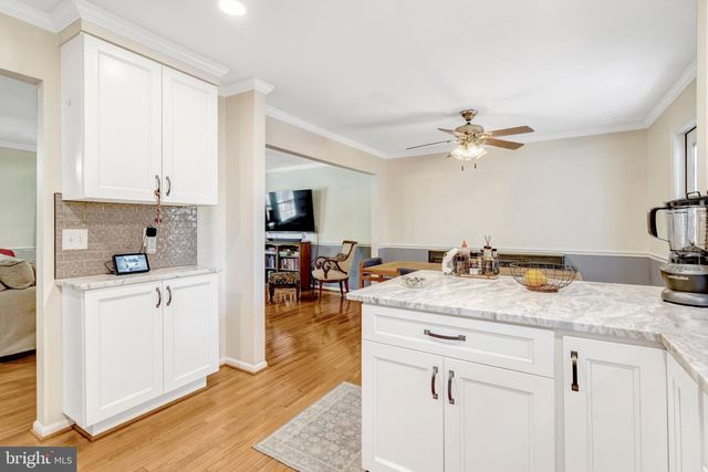 9231 LANDGREEN ST, Manassas, VA 20110