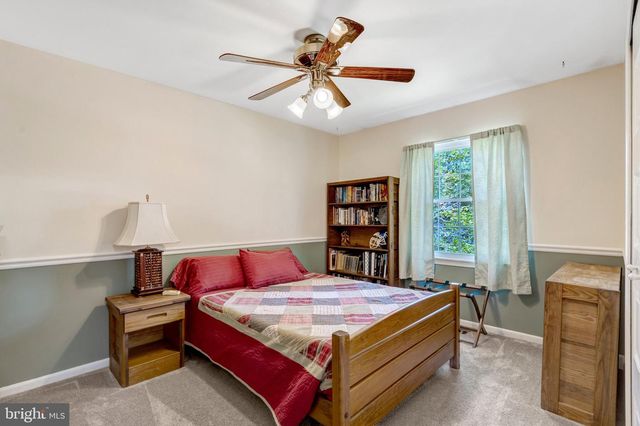 9231 LANDGREEN ST, Manassas, VA 20110