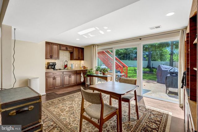 9231 LANDGREEN ST, Manassas, VA 20110