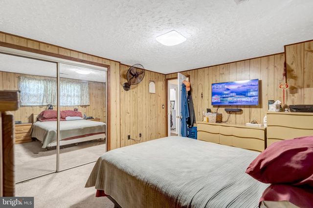 9231 LANDGREEN ST, Manassas, VA 20110