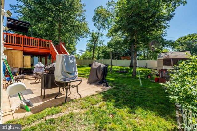 9231 LANDGREEN ST, Manassas, VA 20110
