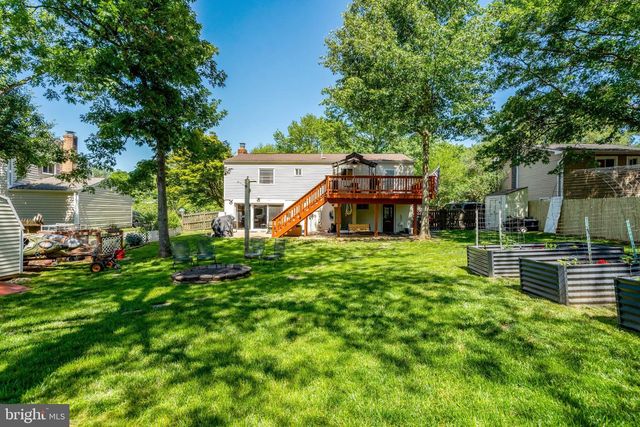 9231 LANDGREEN ST, Manassas, VA 20110