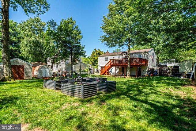 9231 LANDGREEN ST, Manassas, VA 20110