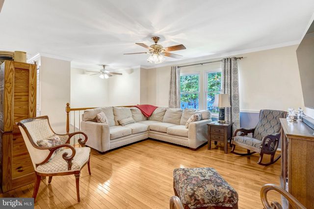 9231 LANDGREEN ST, Manassas, VA 20110