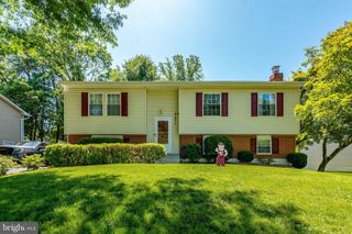 9231 LANDGREEN ST, Manassas, VA 20110