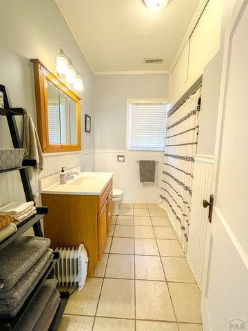 809 Belleview Ave, La Junta, CO 81050