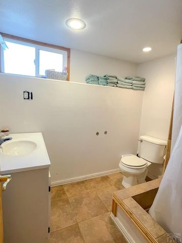 809 Belleview Ave, La Junta, CO 81050