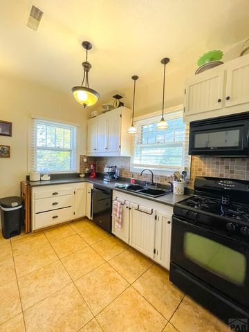 809 Belleview Ave, La Junta, CO 81050