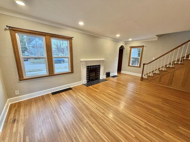 1221 Grace STREET, Janesville, WI 53545