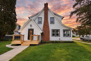 1221 Grace STREET, Janesville, WI 53545