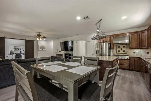 19029 Weathervane Pl., Riverside, CA 92508