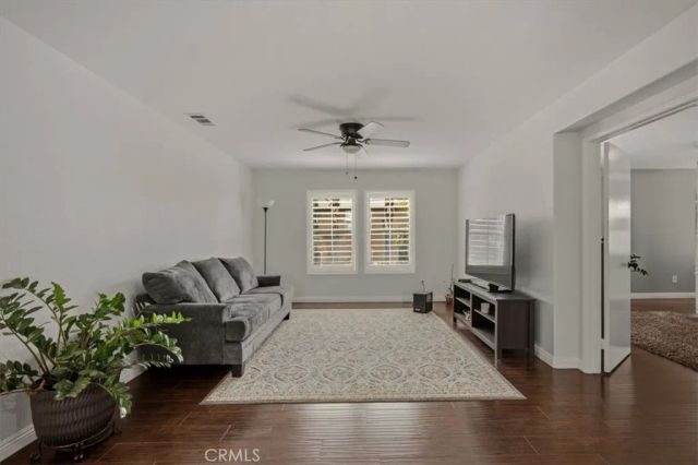 19029 Weathervane Pl., Riverside, CA 92508