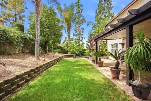 19029 Weathervane Pl., Riverside, CA 92508