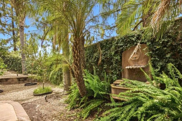 19029 Weathervane Pl., Riverside, CA 92508