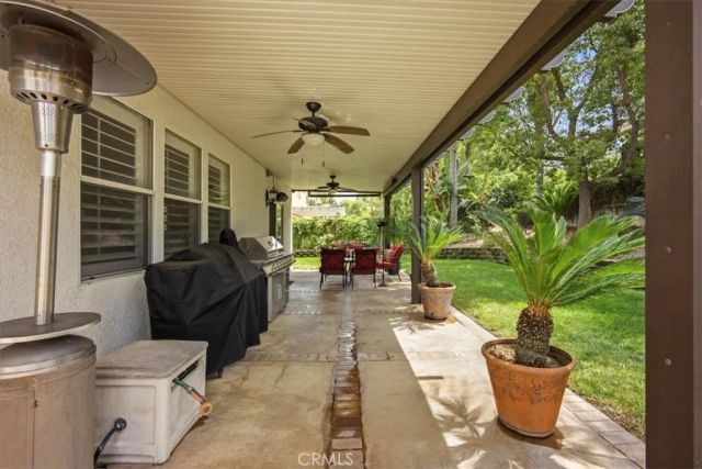 19029 Weathervane Pl., Riverside, CA 92508