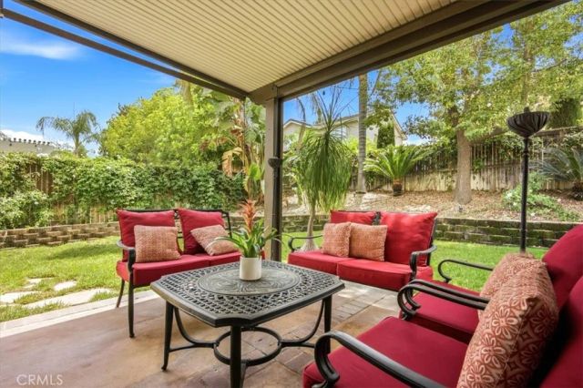 19029 Weathervane Pl., Riverside, CA 92508