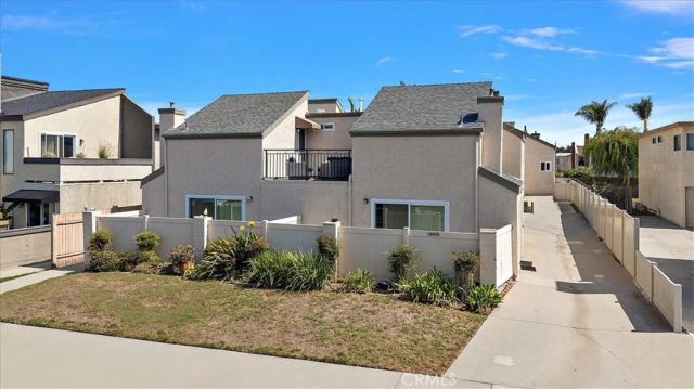 16692 Dolores, Huntington Beach, CA 92649