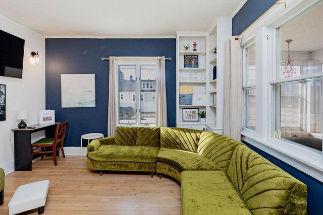 1348 6th Street S, Fargo, ND 58103