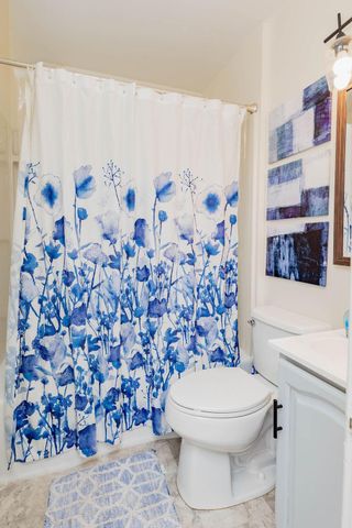 1348 6th Street S, Fargo, ND 58103