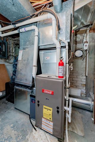 1348 6th Street S, Fargo, ND 58103