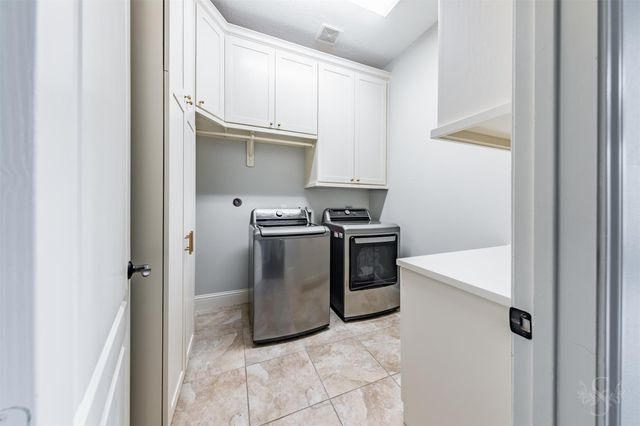 27706 Wimberly Falls Lane, Fulshear, TX 77441